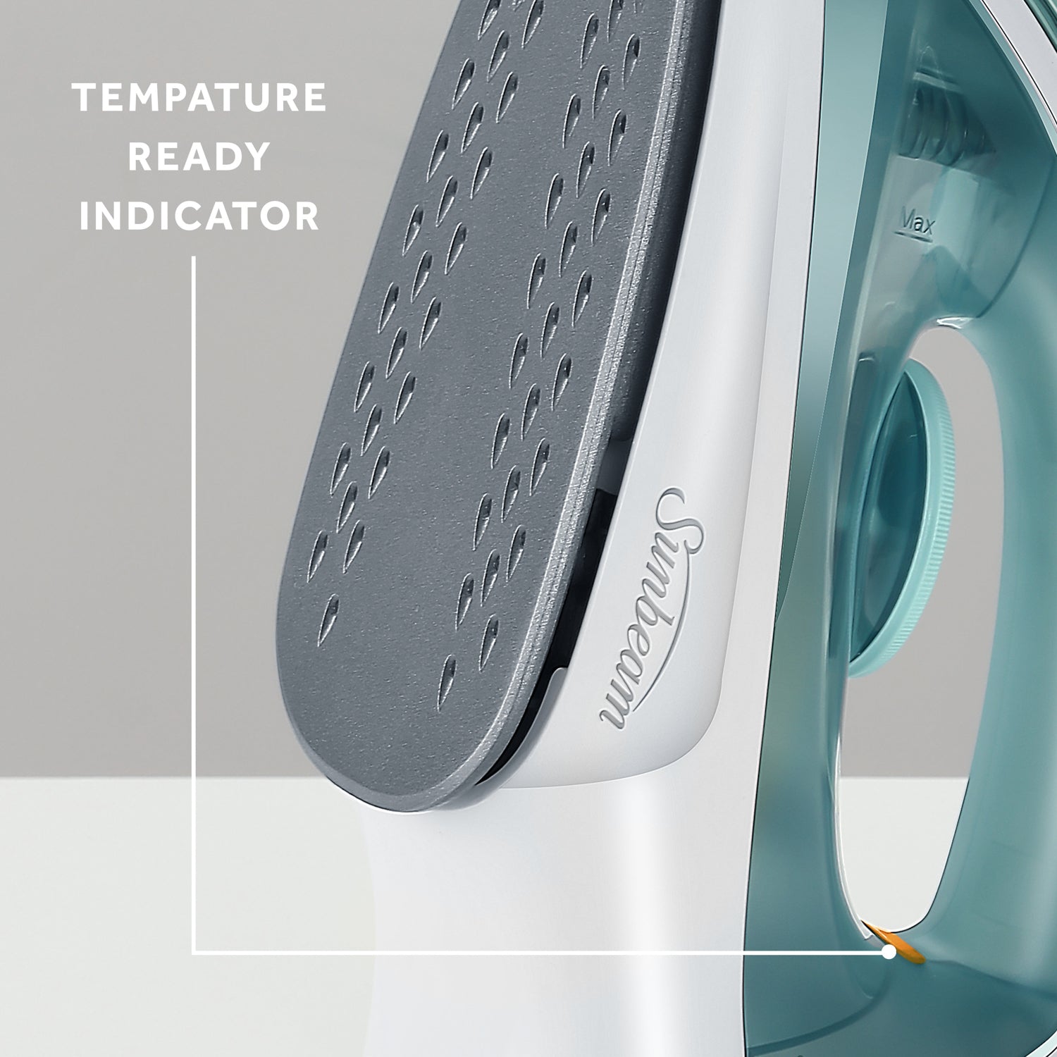 Sunbeam 1000W Compact Steam Iron