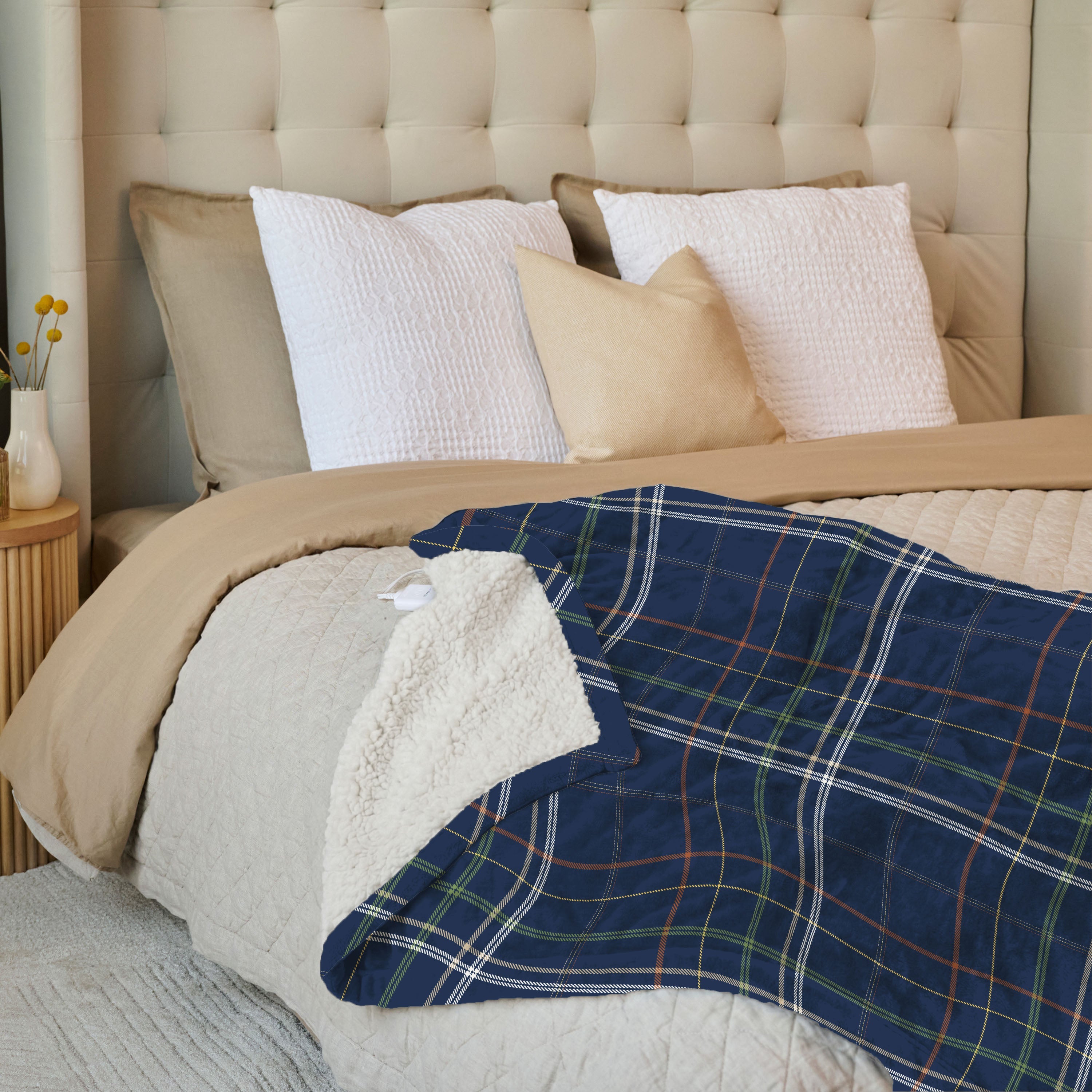 Sunbeam Heated Midnight Blue Belfast Plaid Throw Blanket Microplush 4 Heat 50x70