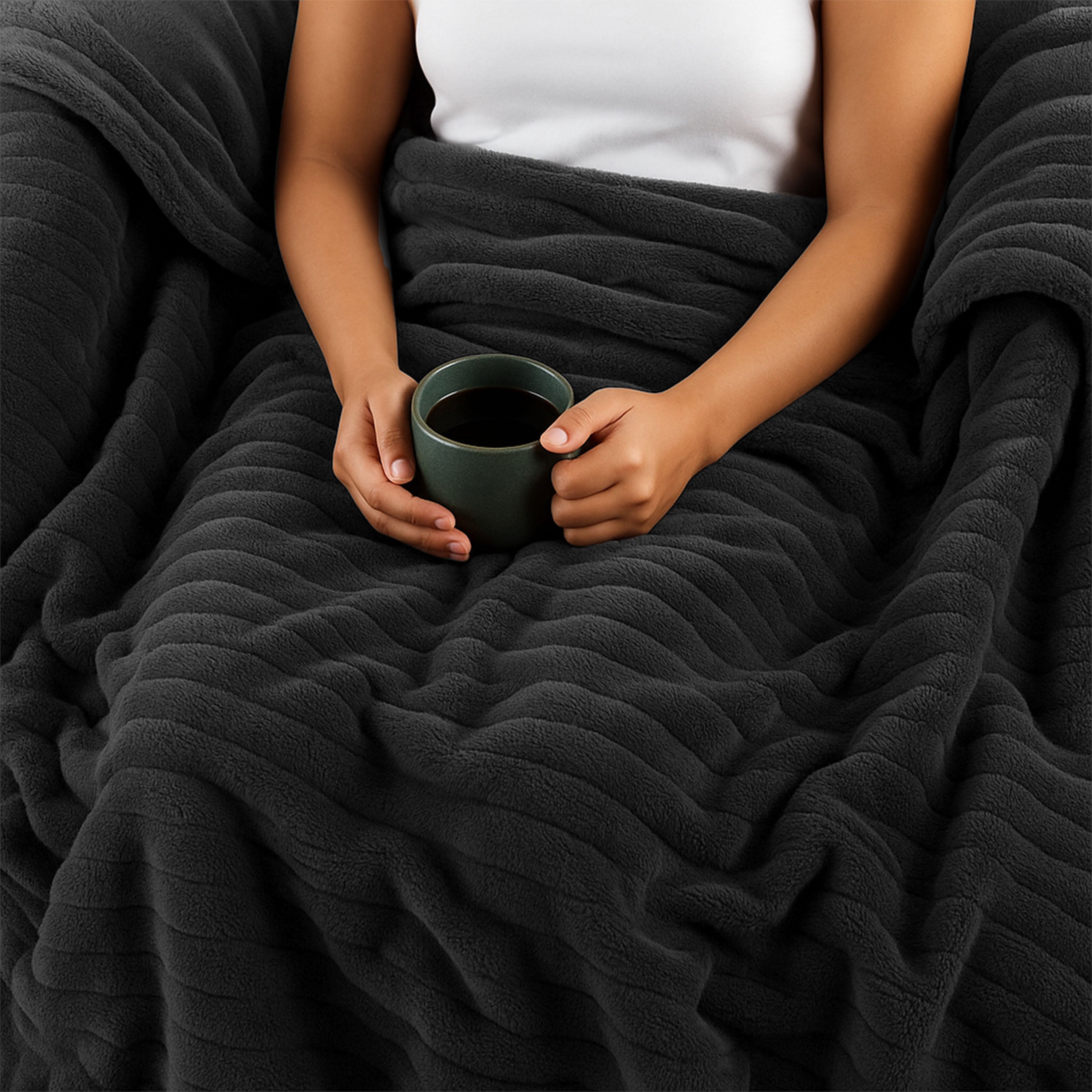 Sunbeam Heated Black Throw Blanket Textured Velvet 4 Heat Settings50x70