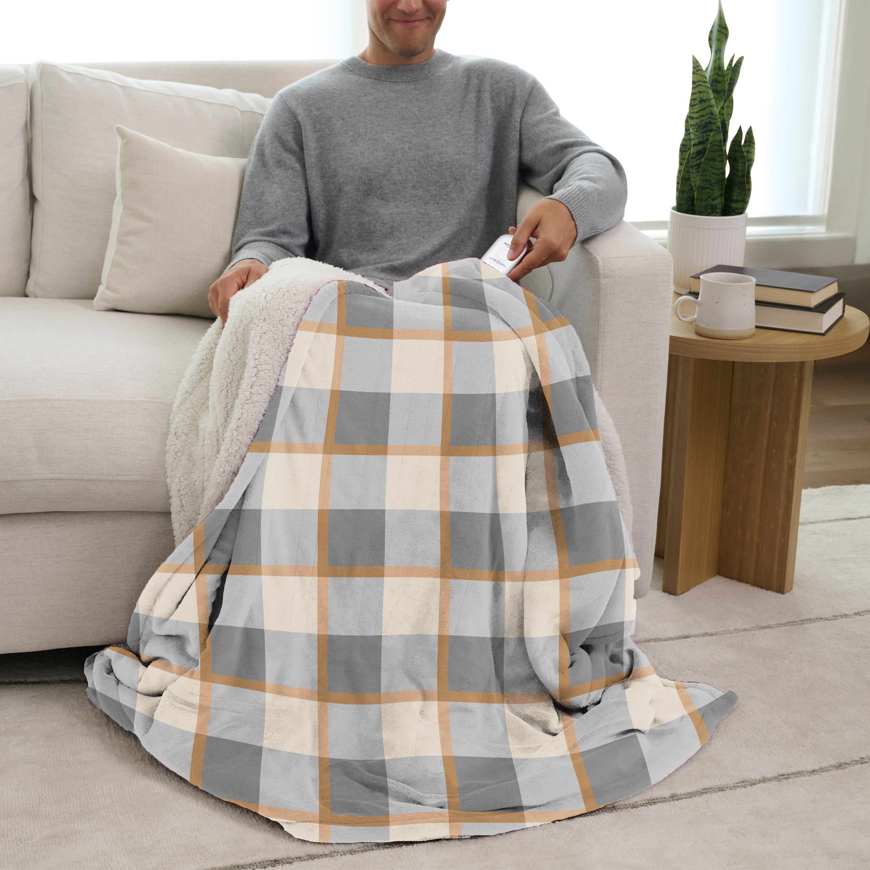 Sunbeam Heated Throw Blanket Microplush Sherpa Reverse Grey Plaid 50" x 60"