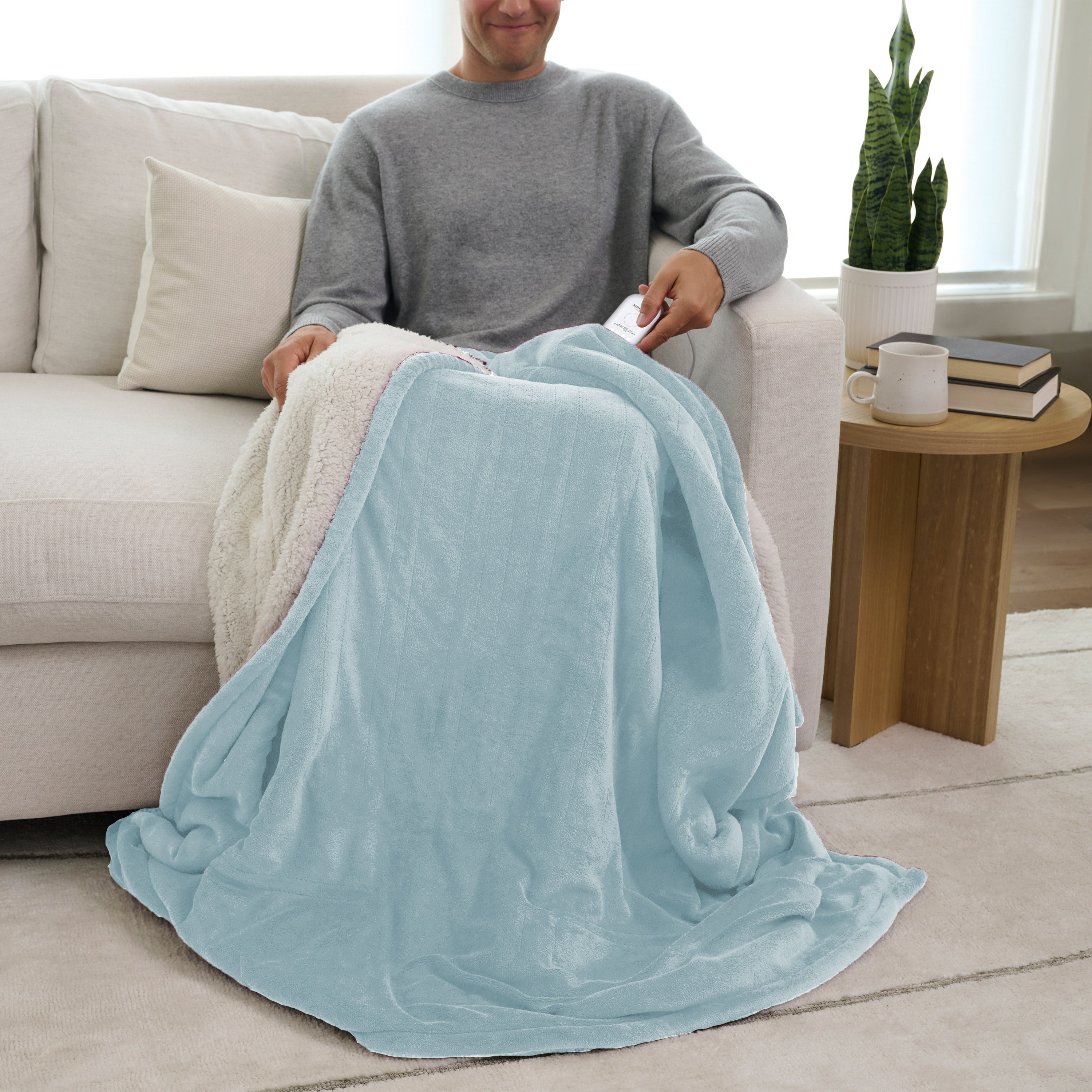 Sunbeam Heated Throw Blanket Microplush Sherpa Reverse Sterling 50" x 60"