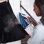 Sunbeam 1600W Retractable Cord Iron