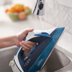 Sunbeam 1600W Retractable Cord Iron
